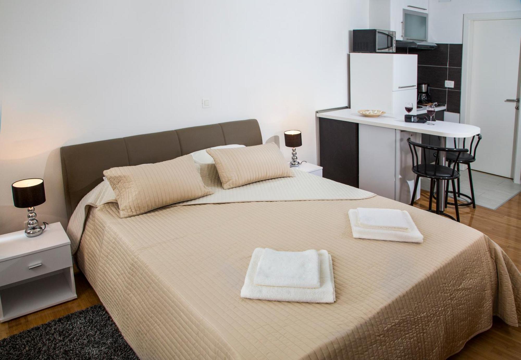 Apartment Victoria II Дубровник Екстериор снимка
